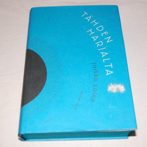 Jarkko Laine Tähden harjalta - Valitut runot